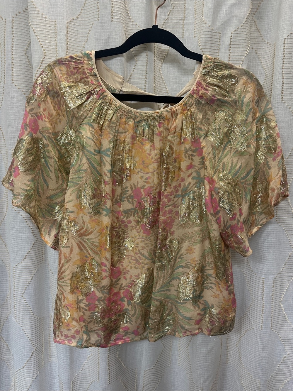 LOFT Cream Floral with Gold Short Sleeve Blouse